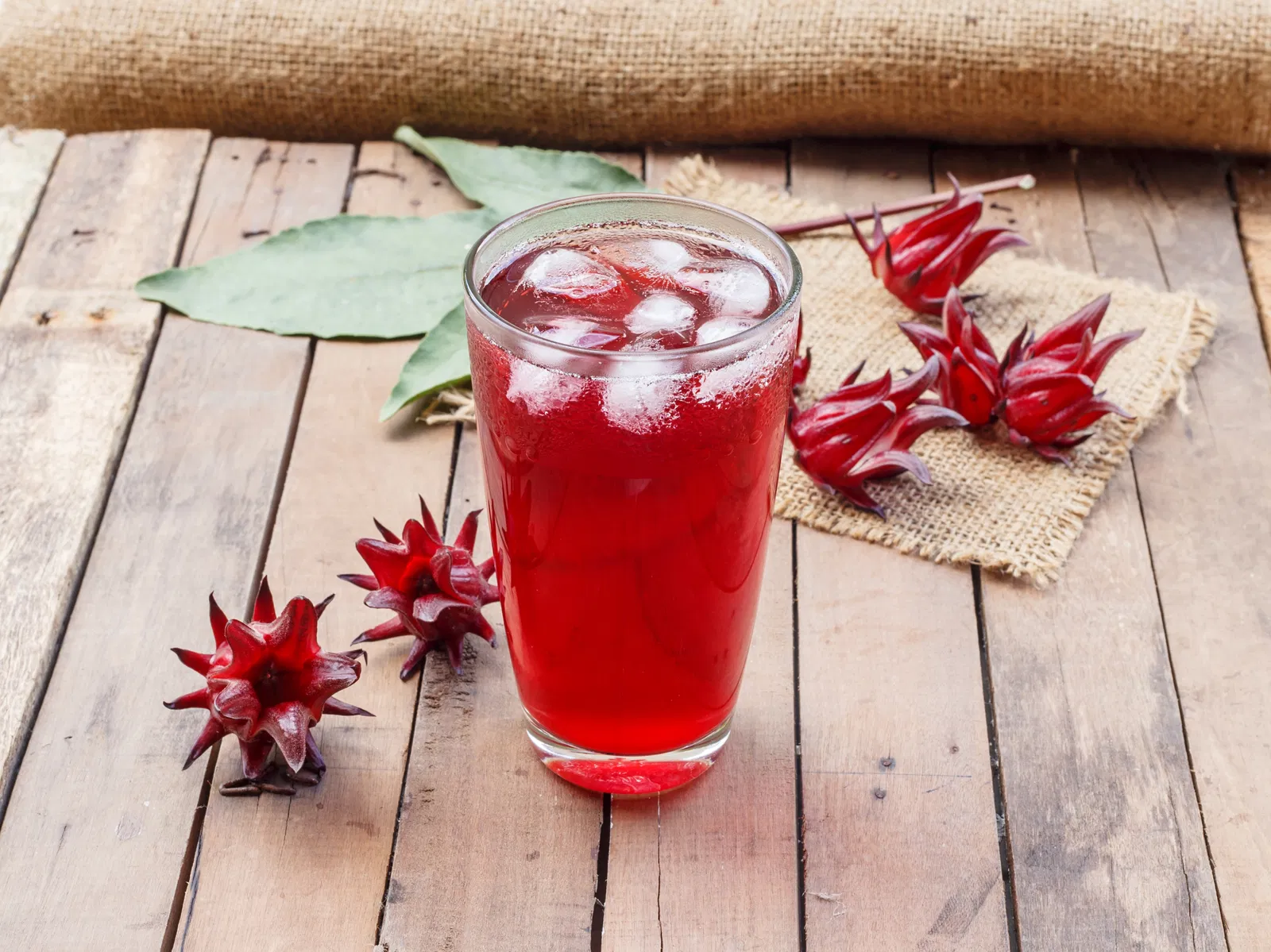 agua-de-jamaica-para-bajar-de-peso_16565